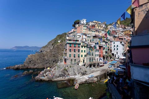 Scorci Di Mare Bed and Breakfast in Riomaggiore