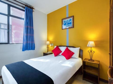 Capital O Parador Crespo Hotel in Oaxaca