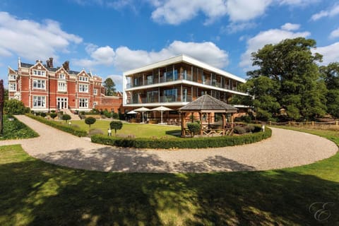 Wivenhoe House Hotel Hotel in Colchester