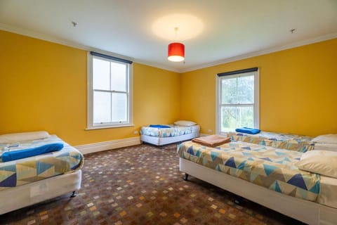 Verandahs Parkside Lodge Hostel in Auckland