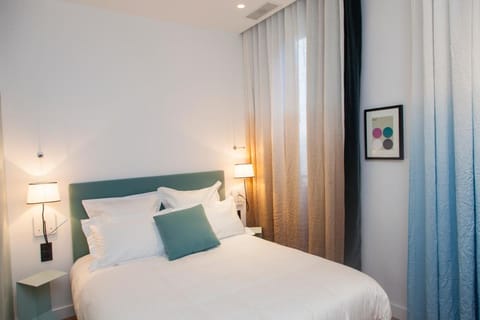 The Originals Boutique, Hôtel Le Lion, Clermont-Ferrand Hotel in Clermont-Ferrand