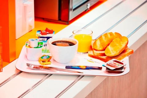 Premiere Classe Caen Nord - Mémorial Hotel in Caen