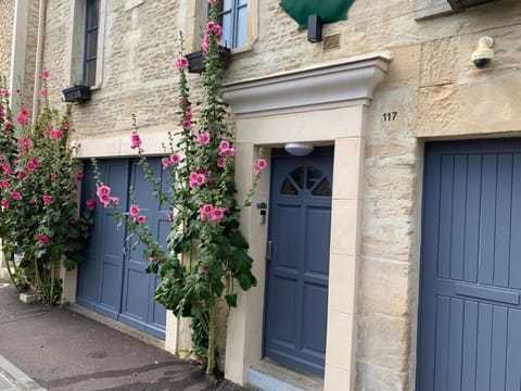 JunoGîte - Résidence Bed and Breakfast in Bernières-sur-Mer