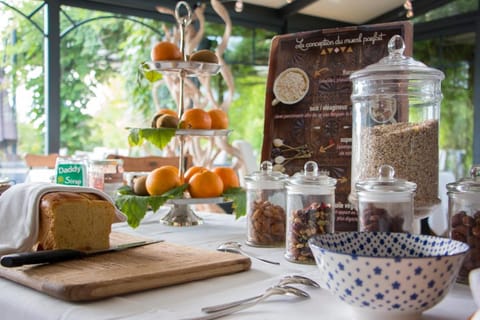 Domaine de Bellevue, The Originals Relais (Relais du Silence) Hotel in Île-de-France