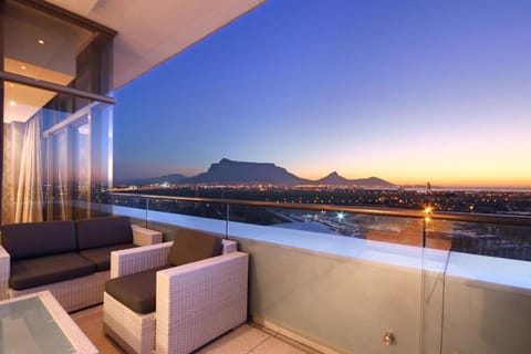 The Residences Crystal Towers Apartment hotel in Cape Town