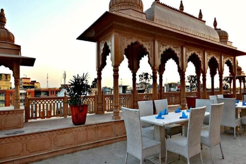 Gypsy Monkey Hotel in Jaipur