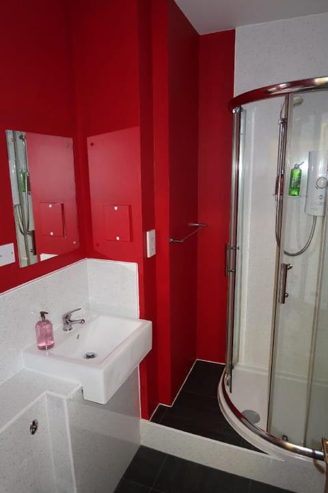 Sanctuary Hotel - En Suite Rooms Hotel in Aberdeen