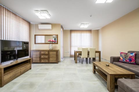 Plaza Hotel Plovdiv - Free Parking Hotel in Plovdiv