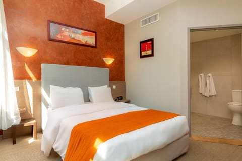 Kyriad Avignon - Palais des Papes Hotel in Avignon