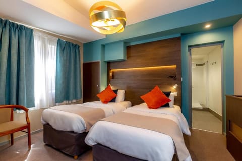 Kyriad Avignon - Palais des Papes Hotel in Avignon