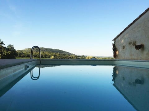 Le Mas de Plein Pagnier Bed and Breakfast in Mazan