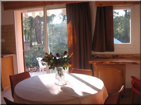 Location Villa et Studios Roquebrune-sur-Argens Vacation rental in Roquebrune-sur-Argens