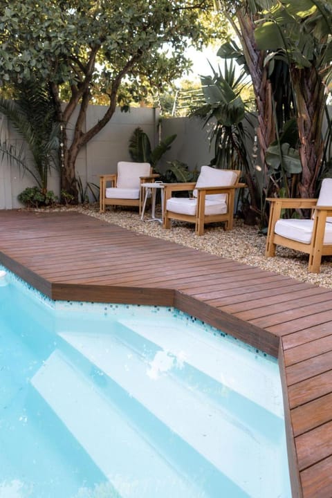 THE BIG - Luxury Backpackers Hostel in Cape Town