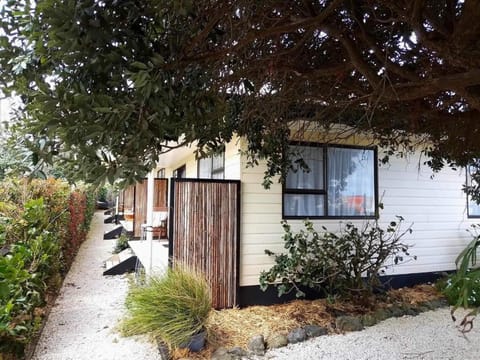 Opononi Lighthouse Motel Motel in Northland