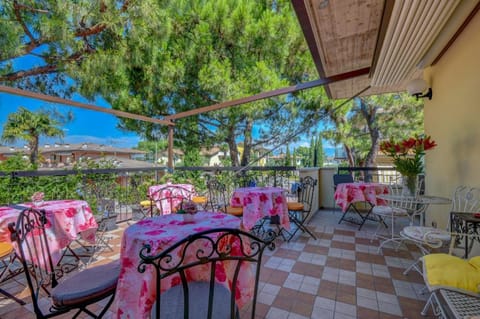 B&B America Hotel in Sirmione