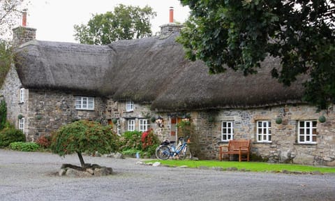 Bearslake Inn Inn in West Devon District