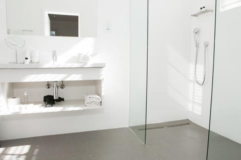 Albourne Guesthouse Bed and Breakfast in Cape Town