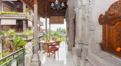 Bali Moon Guest House Bed and Breakfast in Ubud