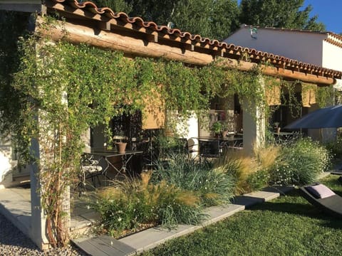 Le Jardin de Lau Vacation rental in Provence-Alpes-Côte d'Azur