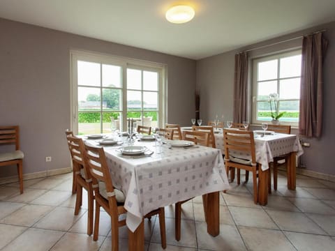 Peer Villa with Garden Villa in Peer