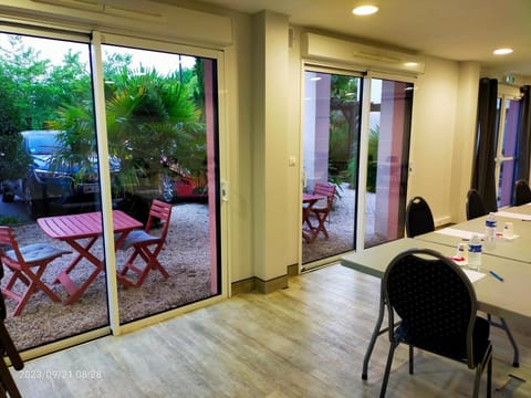 Adonis La Baule Hotel Apartment hotel in La Baule-Escoublac