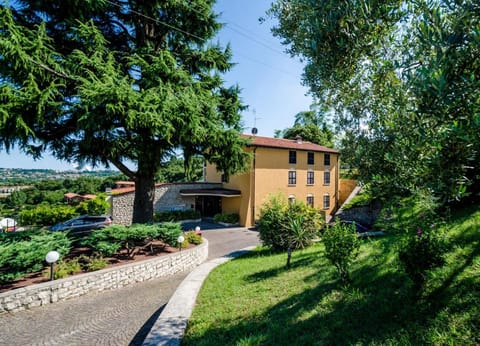 Hotel Belvedere Hotel in Manerba del Garda