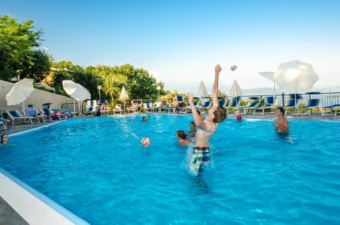 Hotel Belvedere Hotel in Manerba del Garda