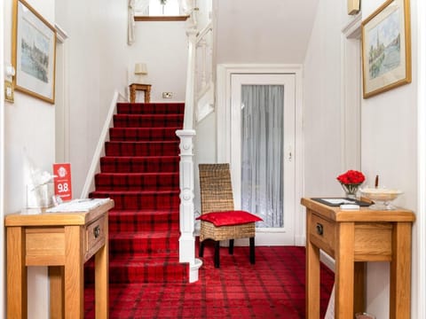 Rosebank Guest House Hotel in Perth