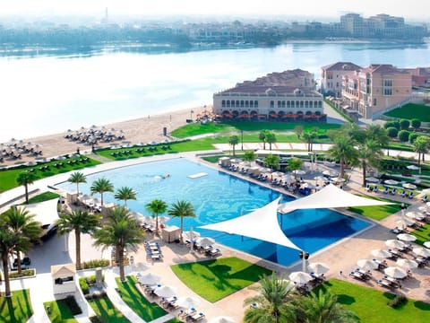 The Ritz-Carlton Abu Dhabi - Grand Canal Resort in Abu Dhabi