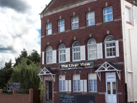 The Liver View Bed and Breakfast in Wallasey