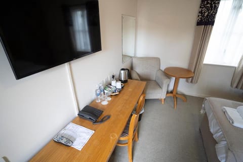 Sturdy`s Castle - Historic Coaching Inn near Blenheim Palace, Oxfordshire Motel in West Oxfordshire District