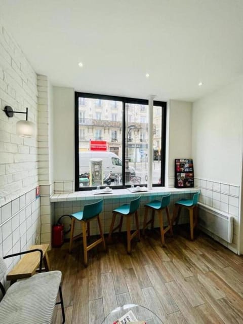 Hipotel Paris Gambetta Republique Hotel in Paris