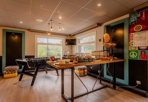 B&B HOTEL Lille Villeneuve d'Ascq Hôtel de Ville Hotel in Villeneuve-d'Ascq