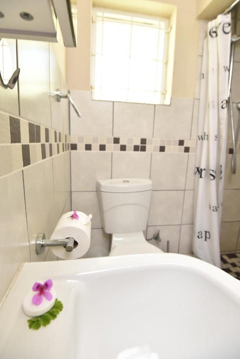 Mandalay Guest House Plettenberg Bay Bed and Breakfast in Plettenberg Bay