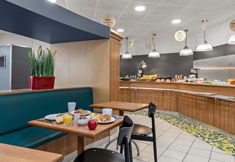 B&B HOTEL Rouen Centre Rive Droite Hotel in Rouen