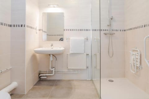 greet hotel Grenoble Centre Gare Hotel in Grenoble