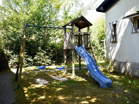 Holiday Home in Saint-Honore near Gorges Vacation rental in Bourgogne-Franche-Comté