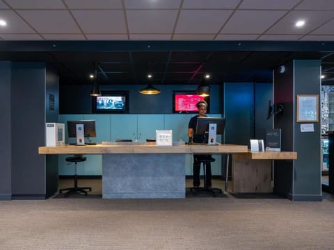 ibis Paris Pont de Suresnes Longchamp Hotel in Suresnes