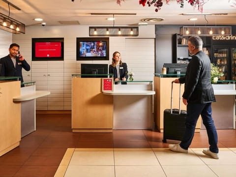 ibis Paris la Défense Centre Hotel in Puteaux