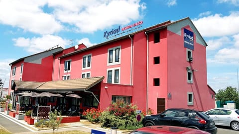 Kyriad Design Enzo Cannes Ecluse Hotel in Île-de-France