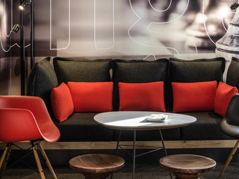 ibis Paris La Defense Courbevoie Hotel in Courbevoie