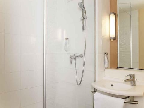 ibis Paris Issy Les Moulineaux Val de Seine Hotel in Issy-les-Moulineaux