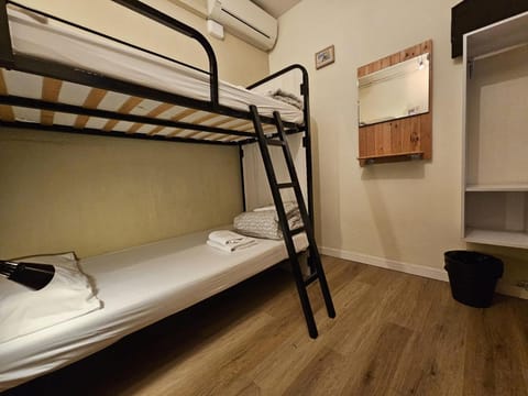 Wow Hostel Barcelona Hostel in Barcelona