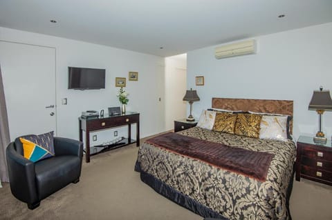 Tarlton's Lodge Bed and Breakfast in Paihia