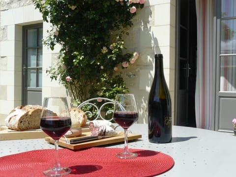 Chambres d'Hôtes Rue du Poids Bed and Breakfast in Centre-Val de Loire