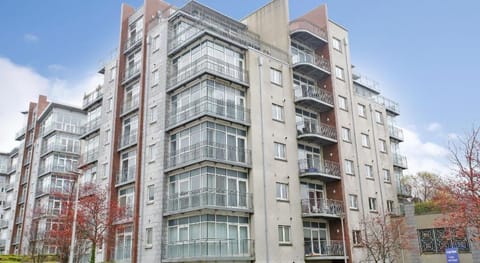 Orange Apartments Kepplestone Apartment in Aberdeen