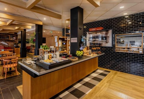 B&B HOTEL Lille Roubaix Centre Grand-Place Hotel in Flanders