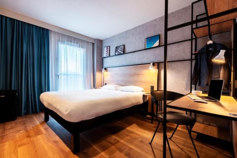 ibis Rouen Champ-de-Mars Hotel in Rouen