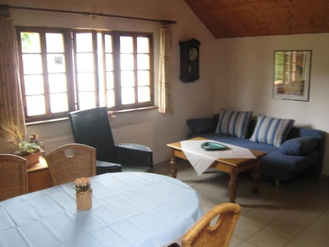 Cosy apartment with terrace in Meisburg Apartment in Vulkaneifel