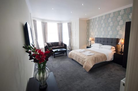Palmerston Suites Apartment hotel in Edinburgh